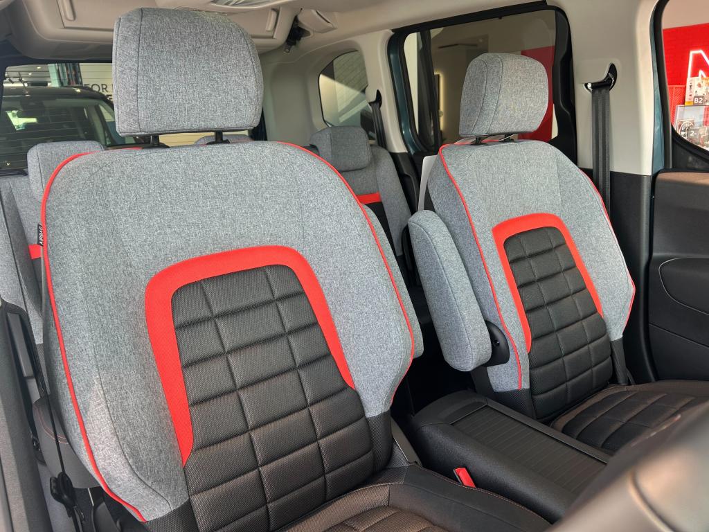 NEW　BERLINGO　紹介