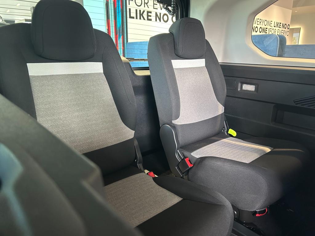 NEW　BERLINGO　紹介