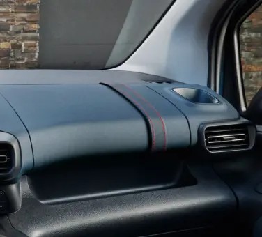 NEW CITROËN BERLINGO XTR Grip Control Package　特別仕様①