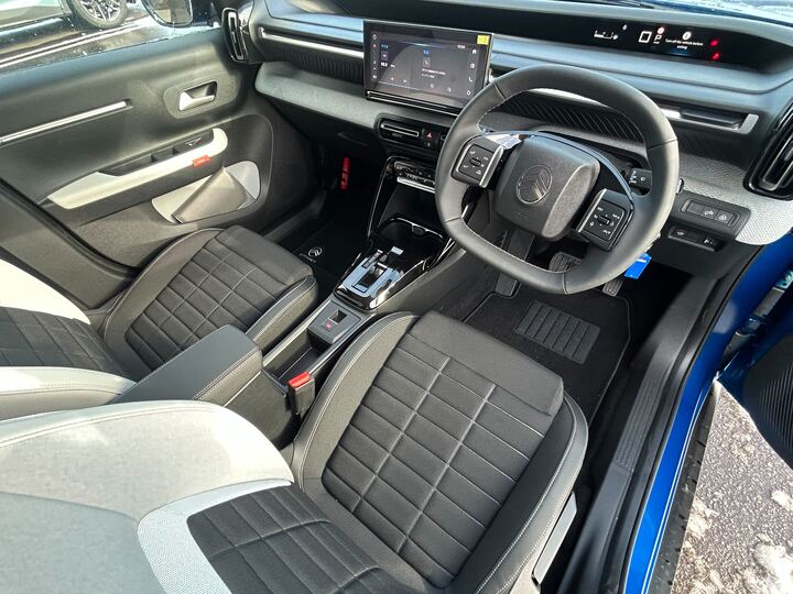 NEＷ Ｃ3は内装もこだわってます。