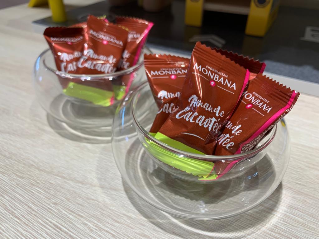 店頭お菓子が加わりました！