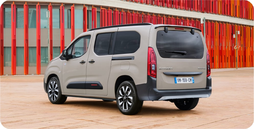 復活！人気のボディカラー“サーブル”をまとったBERLINGO