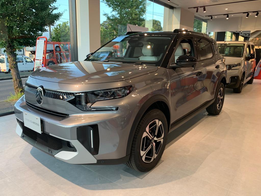 注目の1台がやってきました！NEW C3 AIRCROSSの展示がスタート！
